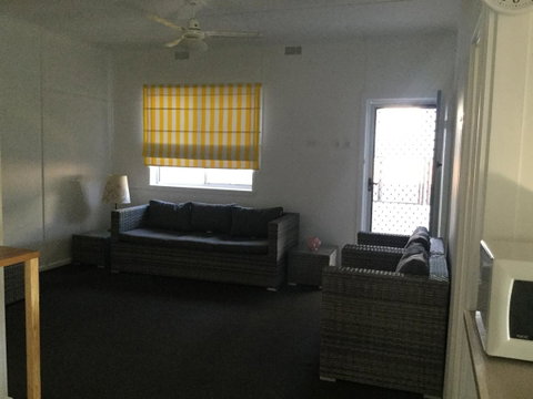 Hat Head Beach Cottage 1 - Accommodation Tasmania 19