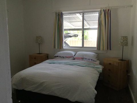 Hat Head Beach Cottage 1 - Accommodation Tasmania 6