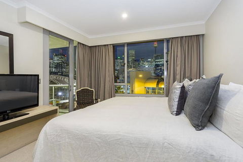 Darling Harbour ICC 3BR+PARKING+VIEWS è¾¾ä»¤æ¸¯å…¨æ™¯è±ªåŽä¸‰æˆ¿ - Accommodation Tasmania 6