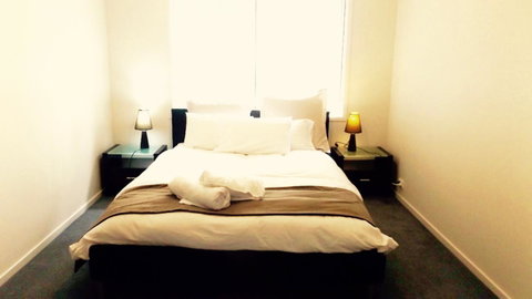 Jindabyne Executive - Accommodation Tasmania 4