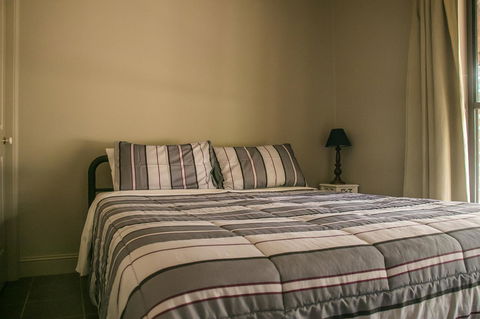 Ironstone Estate Lovedale - Accommodation Tasmania 13