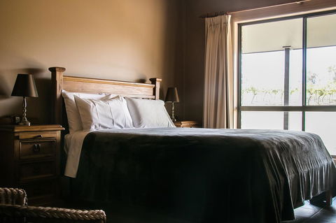 Ironstone Estate Lovedale - Accommodation Tasmania 22