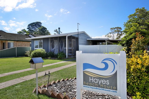 Hayes Beach House I Award Winner I 4 Mins To Beach - Accommodation Tasmania 22