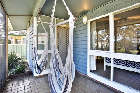 Hayes Beach House I Award Winner I 4 Mins To Beach - Accommodation Tasmania 16