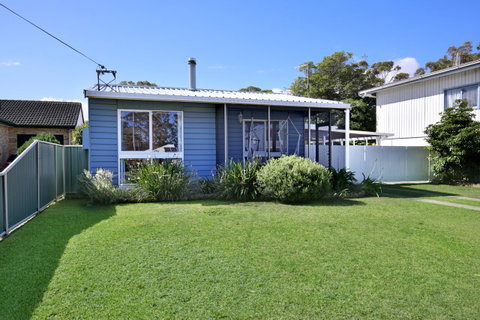 Hayes Beach House I Award Winner I 4 Mins To Beach - Accommodation Tasmania 19
