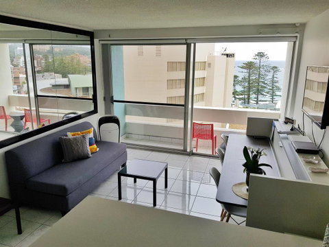 Manly Central Executive - Accommodation Tasmania 4