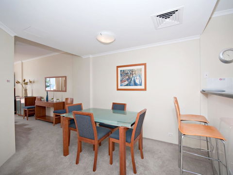 Messines Street, Breakwater Apartment, 104 - Accommodation Tasmania 3