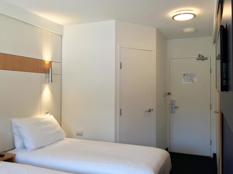 Ibis Budget - Gosford - Accommodation Tasmania 18