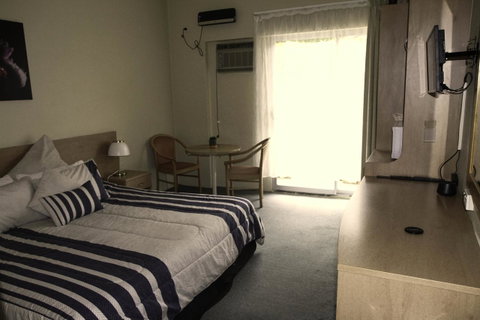 Rest Easy Motel - Accommodation Tasmania 0