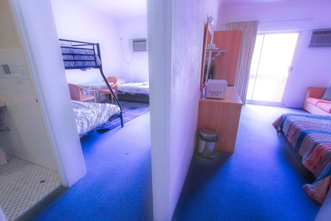 Rest Easy Motel - Accommodation Tasmania 14