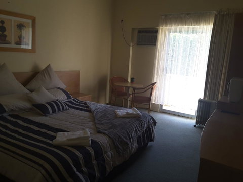 Rest Easy Motel - Accommodation Tasmania 23