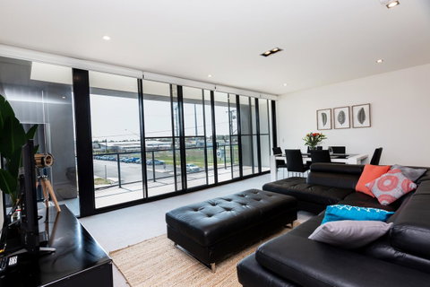 Brand New Executive Apartment - Accommodation Tasmania 21