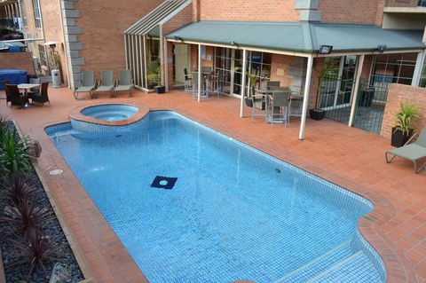 Best Western Plus Hovell Tree Inn - Accommodation Tasmania 6