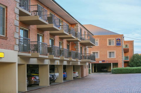 Best Western Plus Hovell Tree Inn - Accommodation Tasmania 1