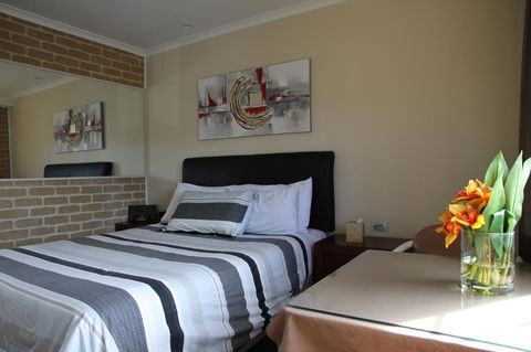 Grand Manor Motor Inn - Accommodation Tasmania 4