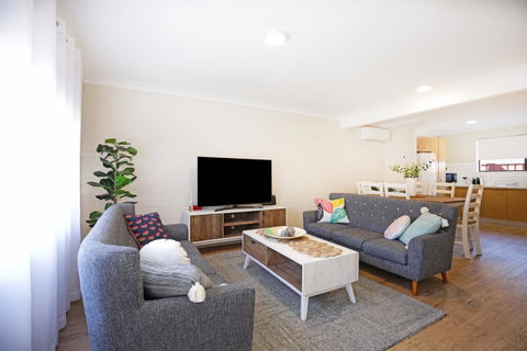 Abode @ Culburra - Pet Friendly - 4 Mins To Beach - Accommodation Tasmania 0