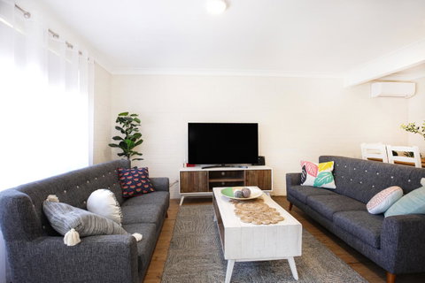 Abode @ Culburra - Pet Friendly - 4 Mins To Beach - Accommodation Tasmania 6