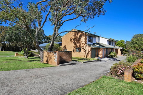 Abode @ Culburra - Pet Friendly - 4 Mins To Beach - Accommodation Tasmania 3