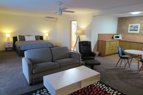 Summerhill Motor Inn - Accommodation Tasmania 38