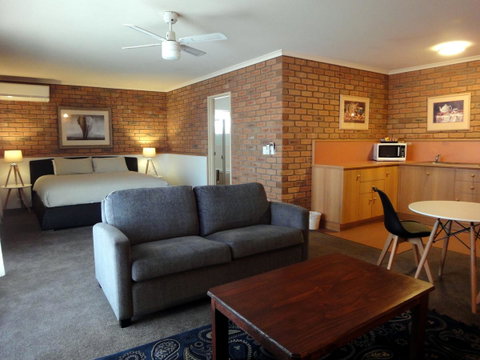 Summerhill Motor Inn - Accommodation Tasmania 35