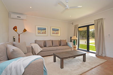 JE Guesthouse, Central To All The Hunter Valley Has To Offer - Accommodation Tasmania 1
