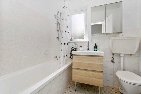 Seaspray - Manly Beach Apartment Close To The Sand - Accommodation Tasmania 11
