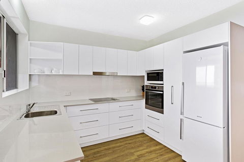 Victoria Parade, Kiah, Unit 10, 53 - Accommodation Tasmania 4