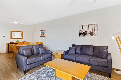 Victoria Parade, Kiah, Unit 10, 53 - Accommodation Tasmania 3