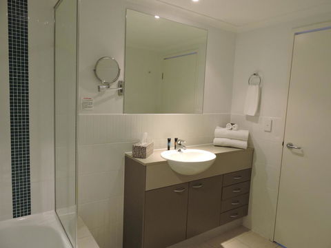 BASE Holidays - Ettalong Beach Premium Apartments - Accommodation Tasmania 6