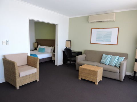 BASE Holidays - Ettalong Beach Premium Apartments - Accommodation Tasmania 9