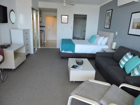 BASE Holidays - Ettalong Beach Premium Apartments - Accommodation Tasmania 18