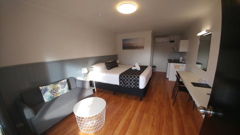 Eden Motel - Accommodation Tasmania 0