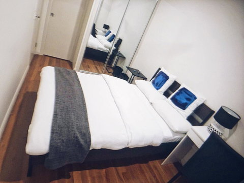 Cozy 5 Bed House In Sydney - Accommodation Tasmania 27