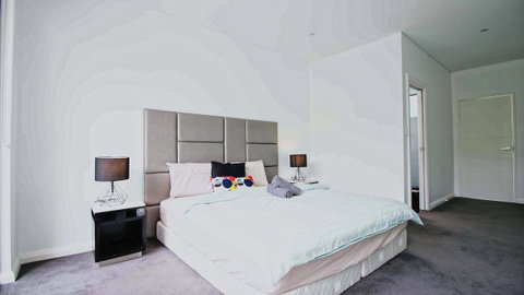 Cozy 5 Bed House In Sydney - Accommodation Tasmania 1