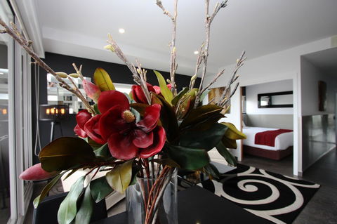 Honeysuckle Executive Apartments - Accommodation Tasmania 31