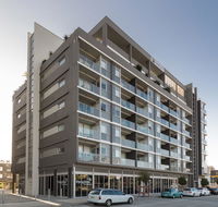 Honeysuckle Executive Apartments - Accommodation Tasmania