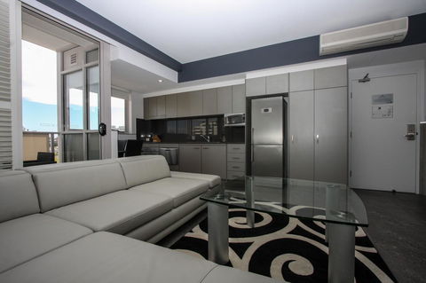 Honeysuckle Executive Apartments - Accommodation Tasmania 19