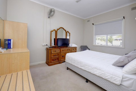 Lakes And Ocean Hotel Forster - Accommodation Tasmania 3