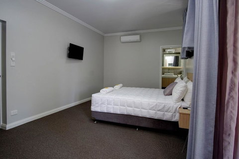 Lakes And Ocean Hotel Forster - Accommodation Tasmania 17