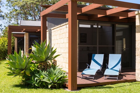 By The Beach B&B Self Contained Apartments - Accommodation Tasmania 7