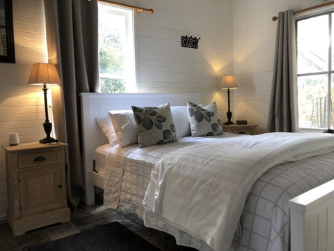 Arcadia - The Barn Cottage & Rosehill Cottage - Accommodation Tasmania 3