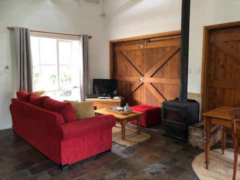 Arcadia - The Barn Cottage & Rosehill Cottage - Accommodation Tasmania 10