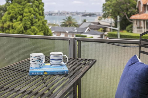 Summery, Spacious 4 Bed Home In Kurraba Point - Accommodation Tasmania 14