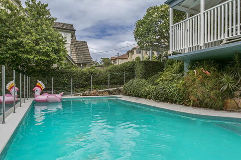 Summery, Spacious 4 Bed Home In Kurraba Point - Accommodation Tasmania 10