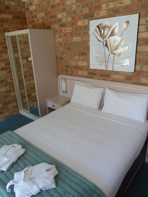 Mollymook Surfbeach Motel & Apartments - Accommodation Tasmania 12