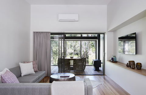 Elements Of Byron - Accommodation Tasmania 4