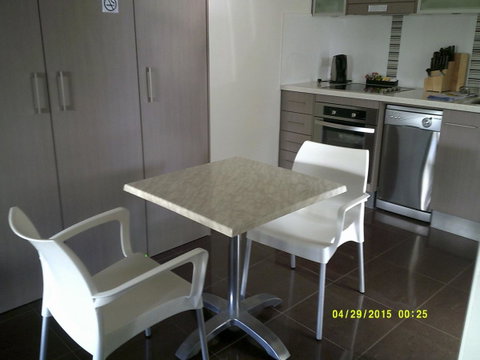 Pelican H2O One & Two Bedroom Apartments - Accommodation Tasmania 34
