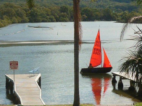 Pelican H2O One & Two Bedroom Apartments - Accommodation Tasmania 4