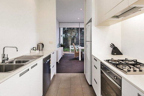 Coast 35 - Accommodation Tasmania 2