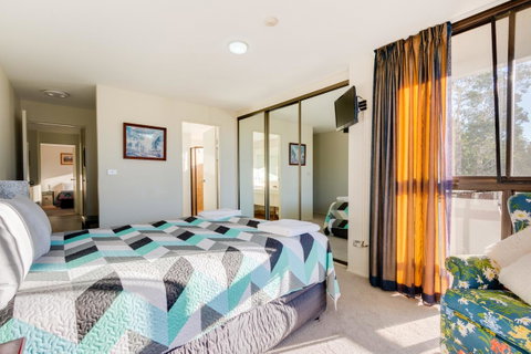 Pacific Towers Beach Resort - Accommodation Tasmania 27